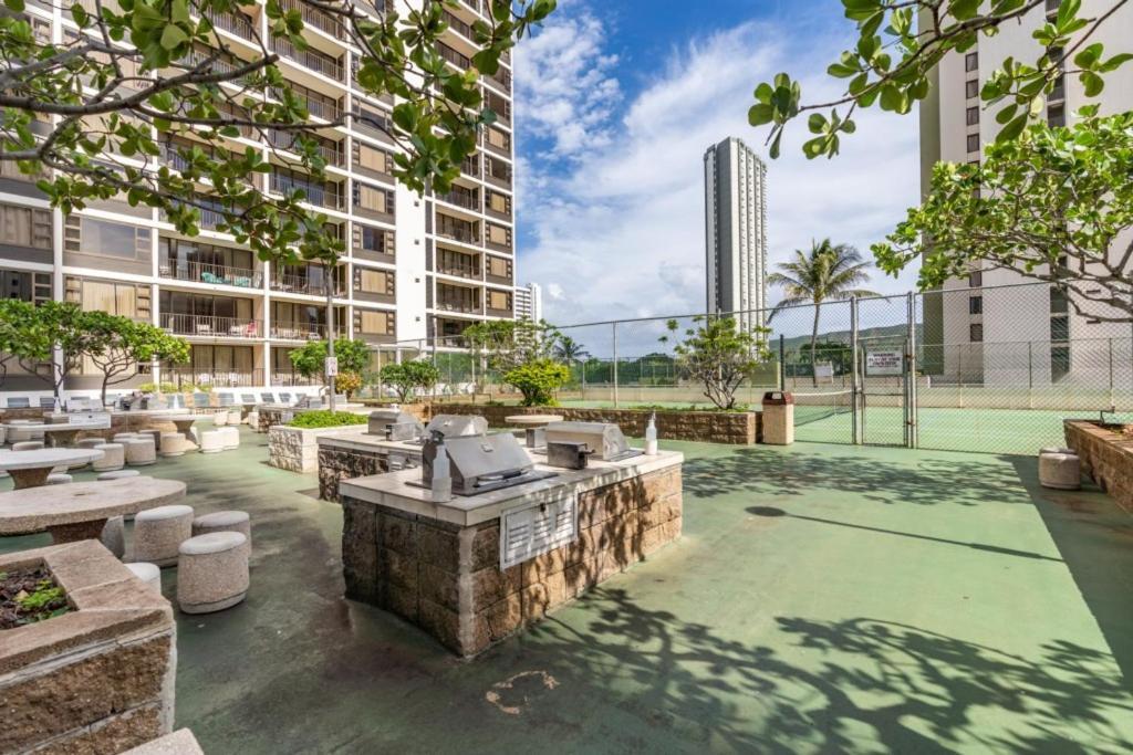 Waikiki Banyan W-Ocean Views With Free Parking! Διαμέρισμα Χονολουλού Εξωτερικό φωτογραφία